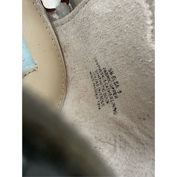 Blue by Betsey Johnson Elsa Evening Pumps Silver Bridal Bling Sz 9 - Picture 12 of 12